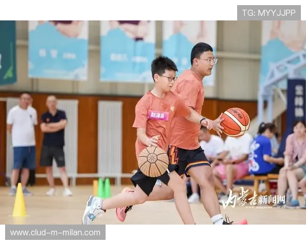 球队战术板公开课吸引青少年教练参与，战术板app篮球